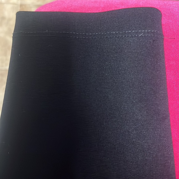 Burberry pants - Picture 6 of 8